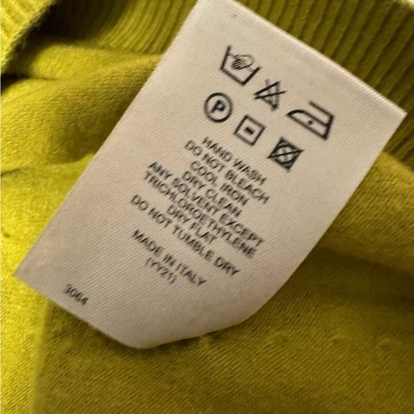 Burberry Green Cap Sleeve Crewneck Sweater with Pointelle Detailing - Picture 6 of 8